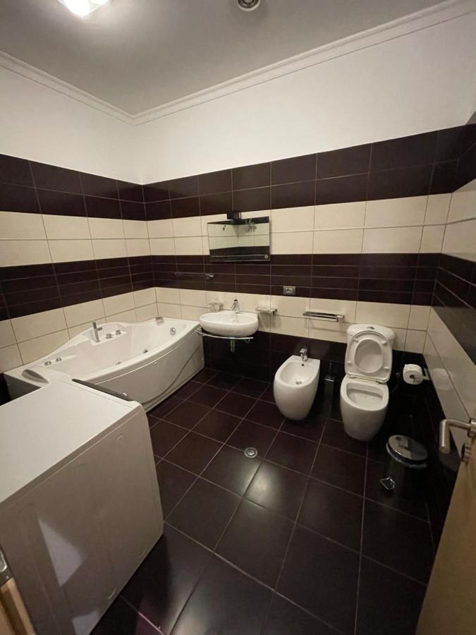 Mak Apartments Тирана Экстерьер фото